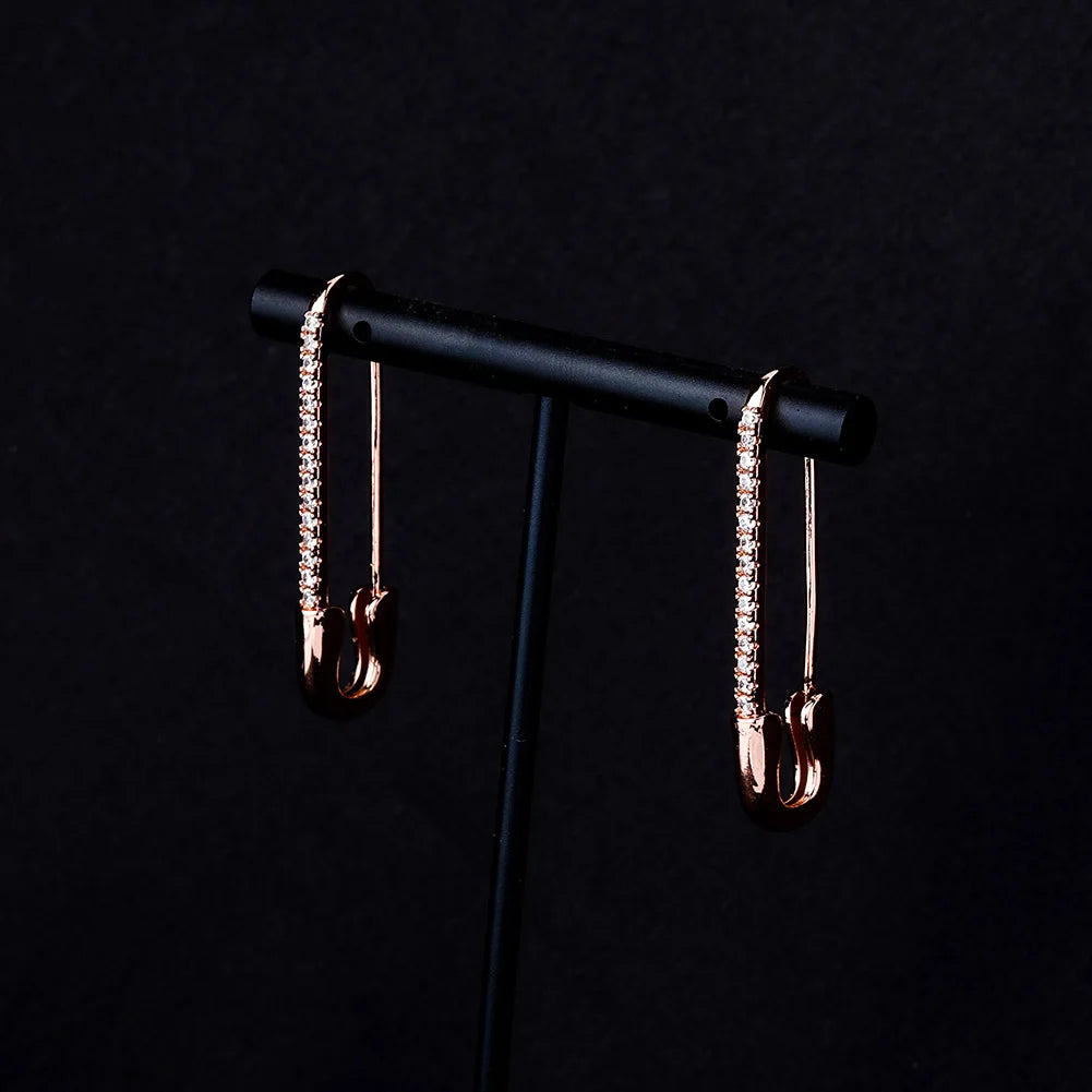 TOPGRILLZ Safety Pin Chain Earring Iced out Cubic Zirconia Pin Earring Hip Hop Fashion Charm Party Jewelry For Gift Men Women