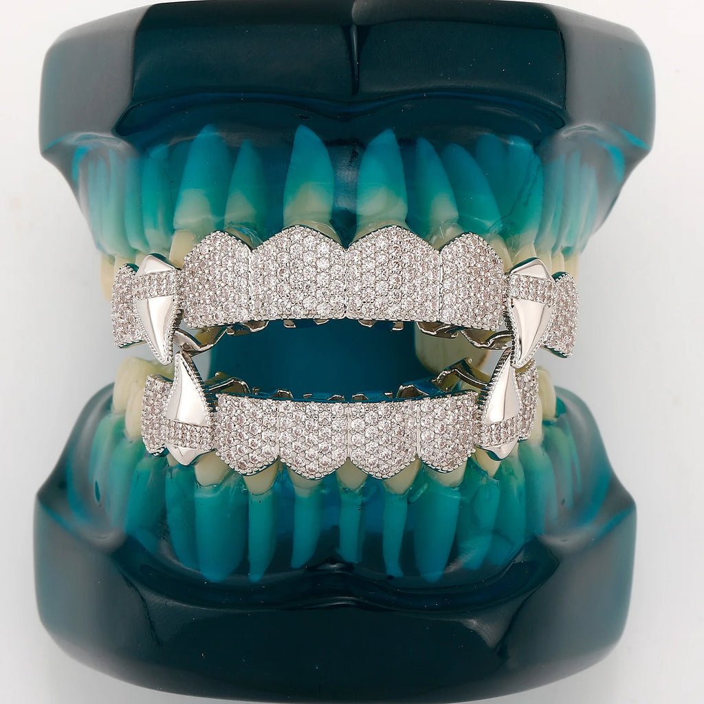 TOPGRILLZ Iced Out 5A+ CZ Teeth Set 8 Top& 8 Bottom Mouth Gold Silver Color Tooth Caps Removable Dental Grills For Halloween